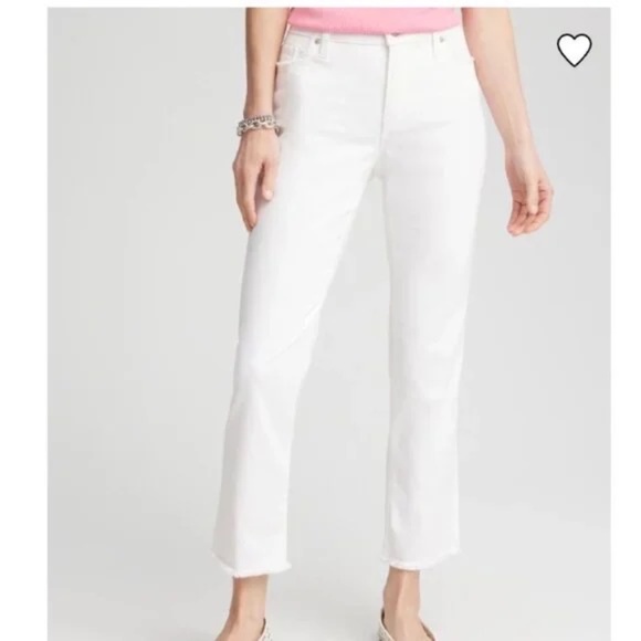 Chico's Size 2 White Perfect Stretch Girlfriend Flare Ankle Jeans Womens Size 12 - Picture 6 of 17